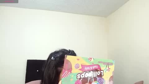 Snapshot of jeff_and_jade chatting on 01-07-26, 11:01 jeff and jade online show from 01-07-26, 11:01