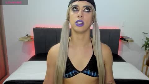  ashley   online show from 10-22-25, 06:35