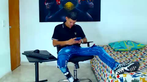 Snapshot of jeffer21_hot chatting on 01-28-25, 05:32 jeffer21_hot online show from 01-28-25, 05:32