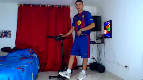 Snapshot of jeffer21_hot chatting on 07-30-26, 05:50 jeffer21_hot online show from 07-30-26, 05:50