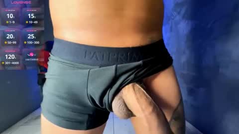 Snapshot of jeffvalemtino chatting on 09-24-25, 11:52 jeffrey online show from 09-24-25, 11:52