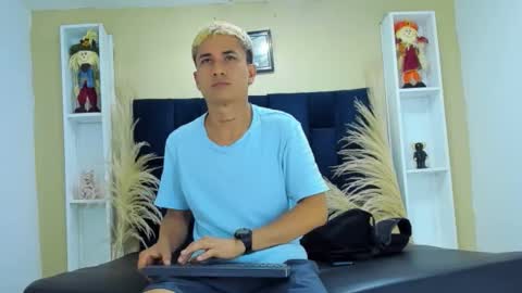 Snapshot of jeic_18 chatting on 11-05-25, 07:25 jeic 18 online show from 11-05-25, 07:25