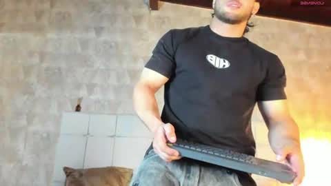 Snapshot of jeicob_gagnon chatting on 06-24-26, 04:39 jeicob gagnon online show from 06-24-26, 04:39