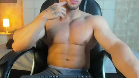 Snapshot of jeicob_gagnon chatting on 07-25-26, 06:05 jeicob gagnon online show from 07-25-26, 06:05