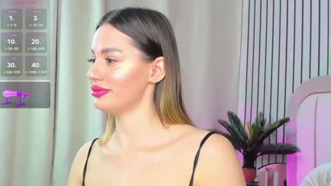 Snapshot of jelisse_jones chatting on 12-16-24, 02:05 Jelisse online show from 12-16-24, 02:05