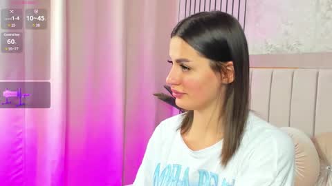 Snapshot of jelisse_jones chatting on 12-21-24, 12:06 Jelisse online show from 12-21-24, 12:06
