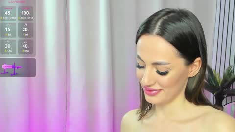 Snapshot of jelisse_jones chatting on 12-22-24, 01:22 Jelisse online show from 12-22-24, 01:22
