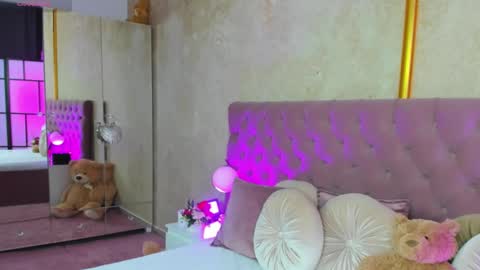 Snapshot of jelisse_jones chatting on 02-06-25, 07:07 Jelisse online show from 02-06-25, 07:07