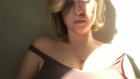 Inna  online show from 11-17-25, 07:58