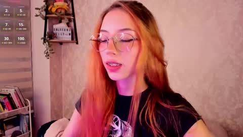 Snapshot of jelly_w5 chatting on 11-23-25, 10:31 Jelly online show from 11-23-25, 10:31