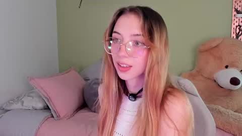 Snapshot of jelly_w5 chatting on 07-08-26, 01:54 Jelly online show from 07-08-26, 01:54