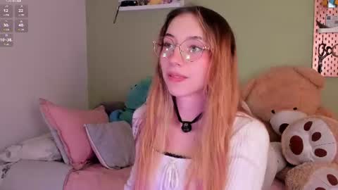 Snapshot of jelly_w5 chatting on 07-10-26, 03:11 Jelly online show from 07-10-26, 03:11