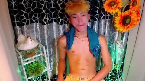 jemart_urnaughtboy online show from 06-19-26, 01:04