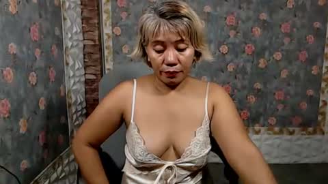 Snapshot of jemm36 chatting on 12-25-24, 10:16 Jem online show from 12-25-24, 10:16