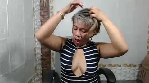 Snapshot of jemm36 chatting on 03-05-25, 06:23 Jem online show from 03-05-25, 06:23