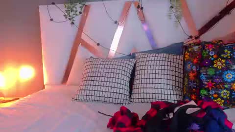Snapshot of jenacooper__ chatting on 07-07-26, 02:58 Jena online show from 07-07-26, 02:58