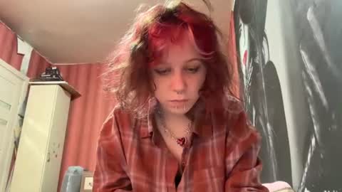 Snapshot of jenaehaby chatting on 06-20-26, 08:39 Jessica online show from 06-20-26, 08:39