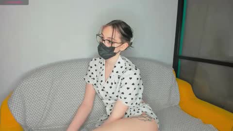 Molly online show from 02-19-26, 01:12