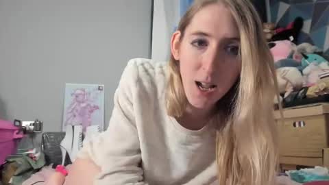 JenbyDoll online show from 01-07-25, 09:14