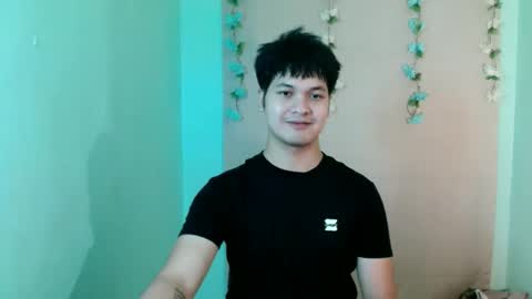 Snapshot of jeneffer_halo chatting on 03-27-26, 12:16 jeneffer_halo online show from 03-27-26, 12:16