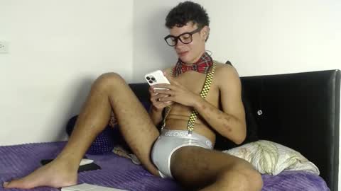 jenfrysuarez online show from 12-01-25, 11:32