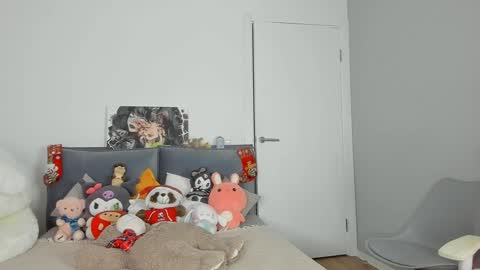 Snapshot of jenie_fire chatting on 01-26-25, 04:20 Dolly online show from 01-26-25, 04:20