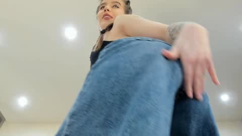 Dolly online show from 03-05-26, 01:29