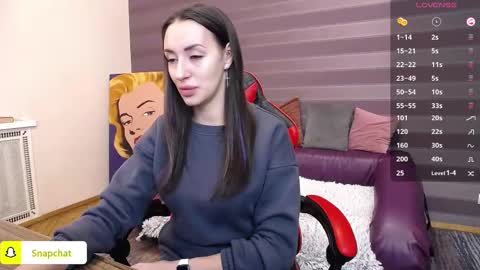 Kira online show from 02-10-25, 07:26