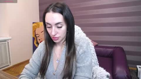 Snapshot of jeniferstone chatting on 02-19-26, 09:05 Kira online show from 02-19-26, 09:05