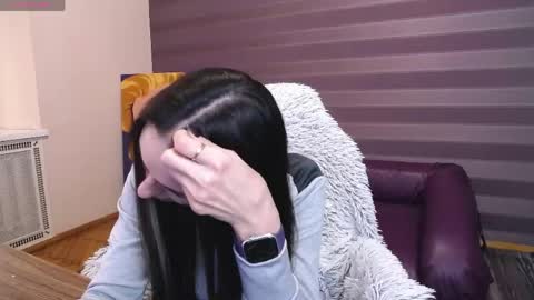 Snapshot of jeniferstone chatting on 04-20-26, 07:11 Kira online show from 04-20-26, 07:11