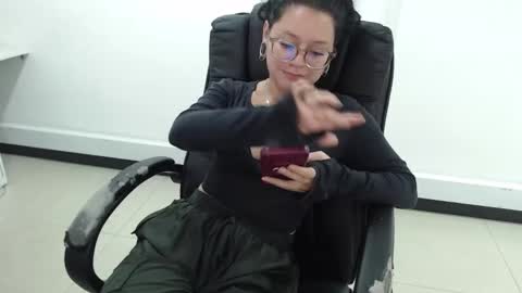 jenn online show from 02-27-26, 10:32