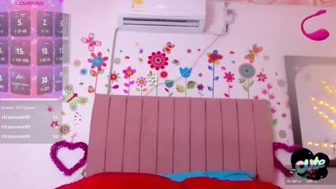 Snapshot of jenn_sky_ chatting on 02-07-25, 08:33 JENN online show from 02-07-25, 08:33