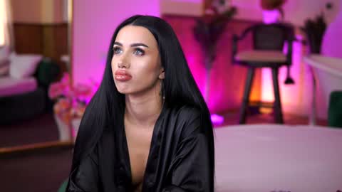 Snapshot of jenna_day chatting on 02-05-25, 10:41 jenna_day online show from 02-05-25, 10:41