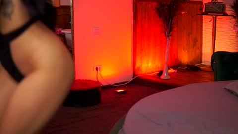 Snapshot of jenna_day chatting on 02-17-25, 10:29 jenna_day online show from 02-17-25, 10:29