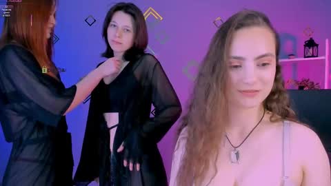 Snapshot of jenna_elayne chatting on 04-29-26, 12:09 jenna_elayne online show from 04-29-26, 12:09