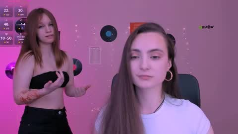 Snapshot of jenna_elayne chatting on 05-03-26, 12:11 jenna_elayne online show from 05-03-26, 12:11