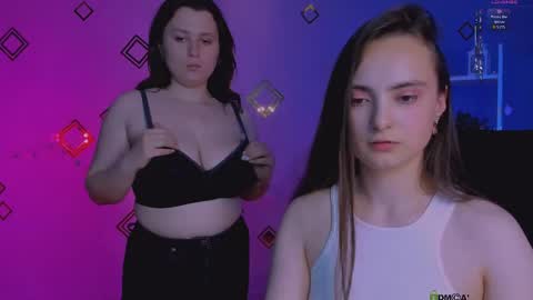 Snapshot of jenna_elayne chatting on 05-20-26, 02:45 jenna_elayne online show from 05-20-26, 02:45