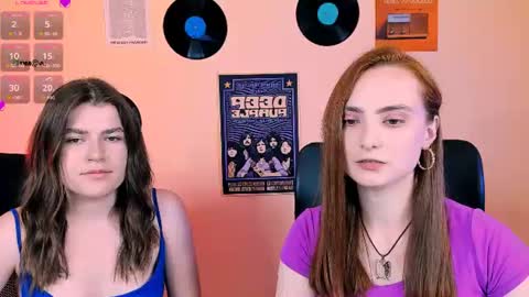 Snapshot of jenna_elayne chatting on 06-24-26, 03:22 jenna_elayne online show from 06-24-26, 03:22