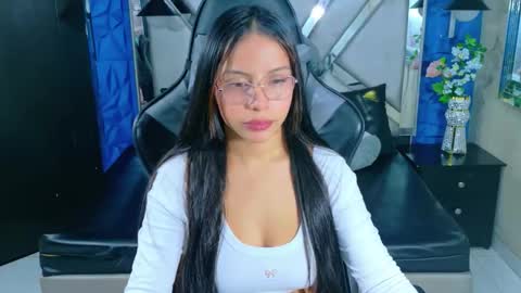 jenna_flor online show from 12-16-25, 10:04