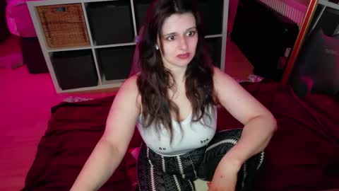 jennasxy19 online show from 05-18-26, 02:12
