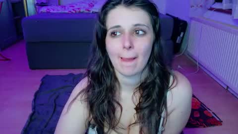 Snapshot of jenna_sxy19 chatting on 07-10-26, 08:44 jennasxy19 online show from 07-10-26, 08:44