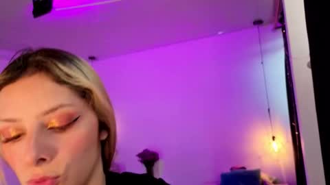 Snapshot of jennaa_cooper chatting on 11-08-25, 06:18 jennaa_cooper online show from 11-08-25, 06:18