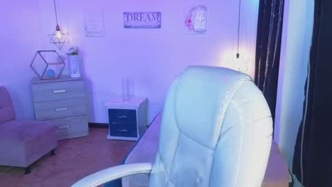 Snapshot of jennaa_cooper chatting on 12-13-25, 09:20 jennaa_cooper online show from 12-13-25, 09:20