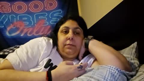 Snapshot of jennabrady chatting on 12-15-24, 08:04  Dragon Queen. Be my Dragon --  and  online show from 12-15-24, 08:04