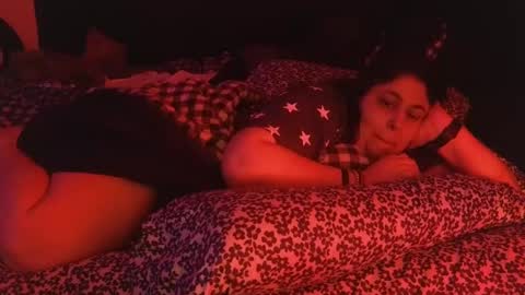 Snapshot of jennabrady chatting on 10-24-25, 11:17  Dragon Queen. Be my Dragon --  and  online show from 10-24-25, 11:17