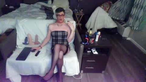 Snapshot of jennacd4life chatting on 03-18-26, 12:58 Jenna Cross online show from 03-18-26, 12:58