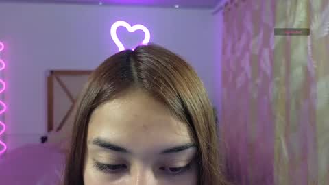 Snapshot of jenner_tay chatting on 02-10-25, 11:36 jenner online show from 02-10-25, 11:36