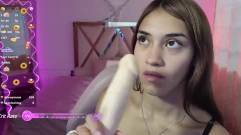 Snapshot of jenner_tay chatting on 02-13-25, 02:42 jenner online show from 02-13-25, 02:42