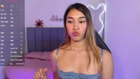 Snapshot of jenner_tay chatting on 05-22-26, 03:02 jenner online show from 05-22-26, 03:02