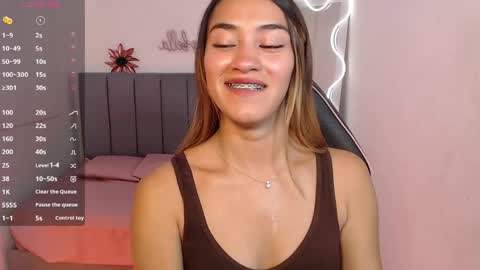 Snapshot of jenner_tay chatting on 05-23-26, 03:12 jenner online show from 05-23-26, 03:12